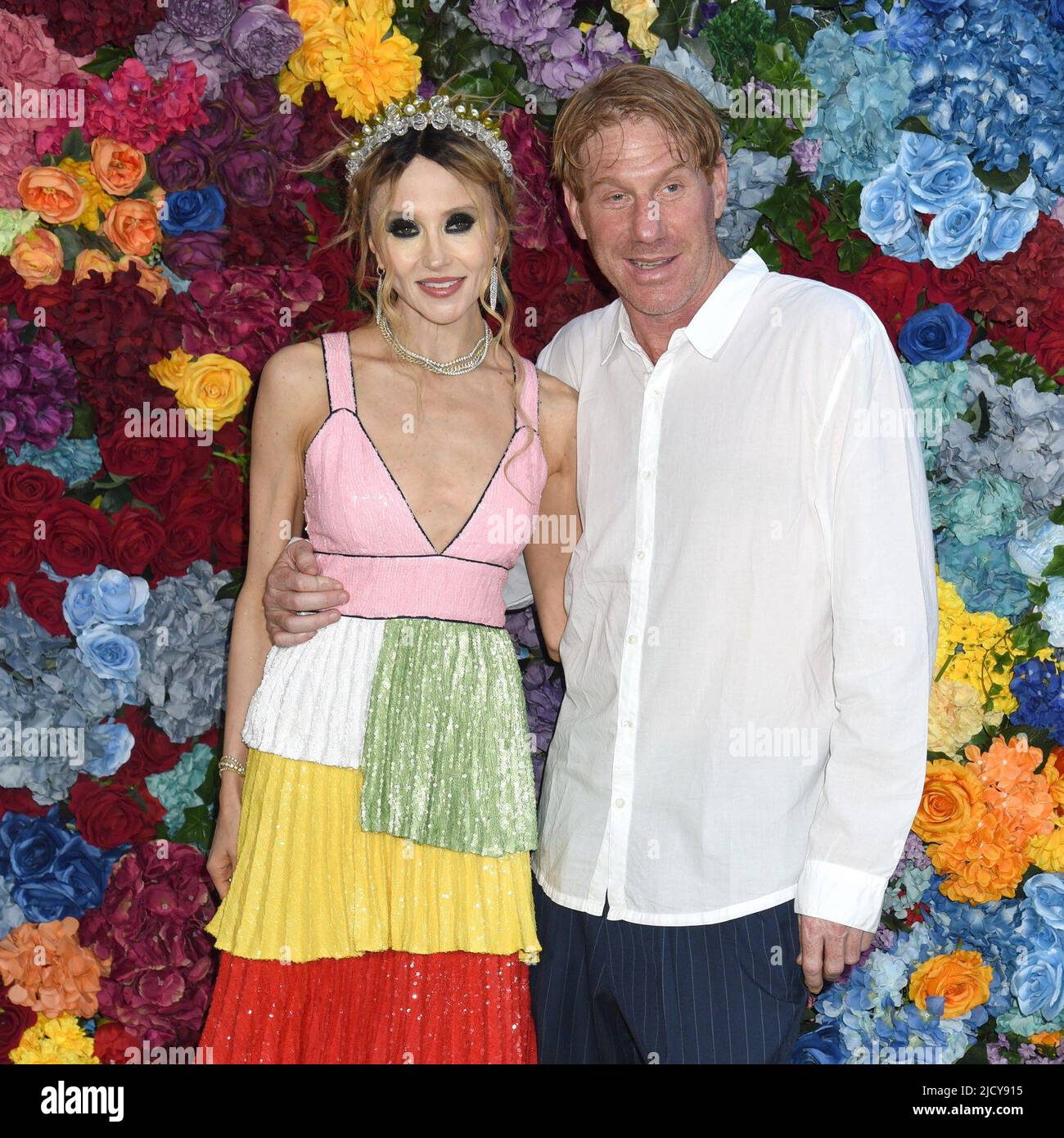 New York, NY, USA. 15th giugno 2022. Stacey Bendet, Eric Eisner agli arrivi per Alice Olivia 20th Anniversary Gala, The Close East Lawn, New York, NY 15 giugno 2022. Credit: Quoin Pics/Everett Collection/Alamy Live News Foto Stock