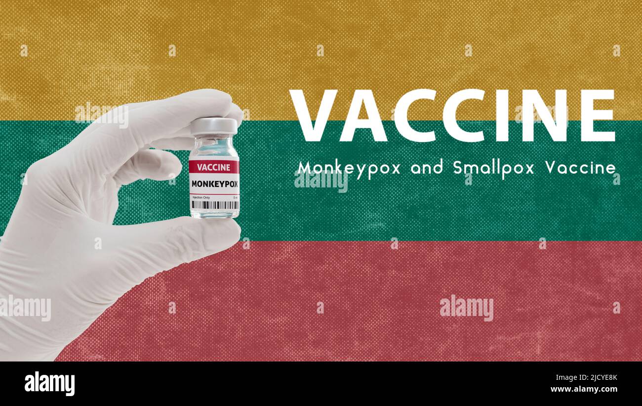 Vaccino Monkeypox e Smallpox, virus della pandemia di scimmipox, vaccinazione in Lituania per Monkeypox immagine ha rumore, granularità e compressione artefatto Foto Stock
