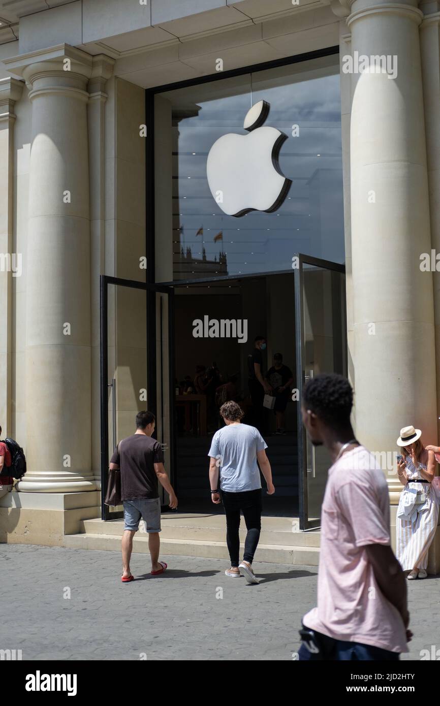 L'Apple Store di Barcellona, Spagna. Foto Stock