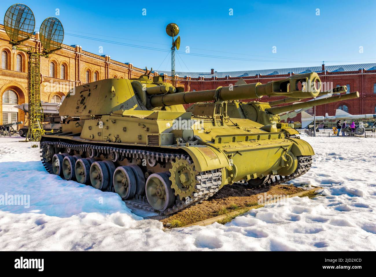 Russo moderno impianto di artiglieria semovente 2S3 Acacia Foto Stock
