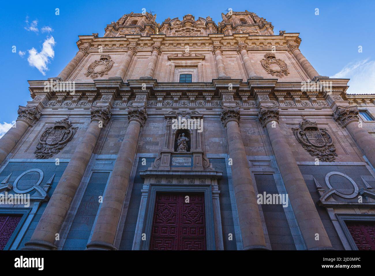 Chiesa di la Clerecia nella città di Salamanca, in Spagna. Foto Stock