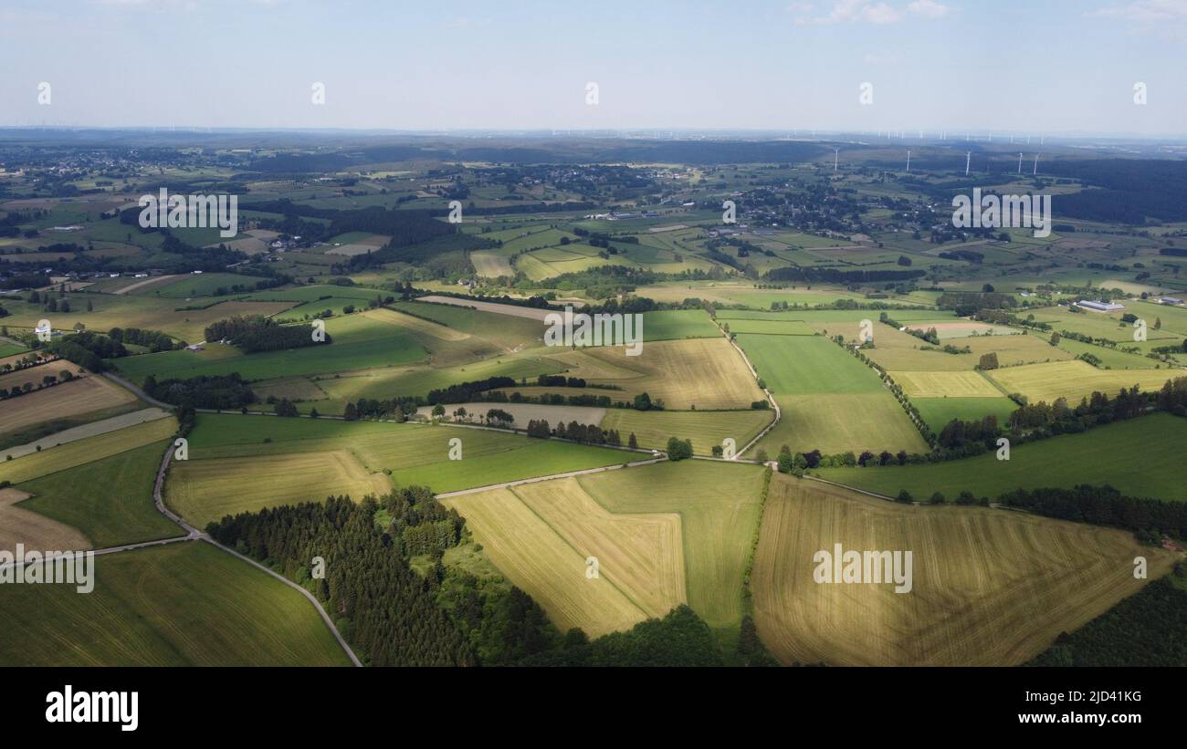 Nuvole sopra i campi Foto Stock