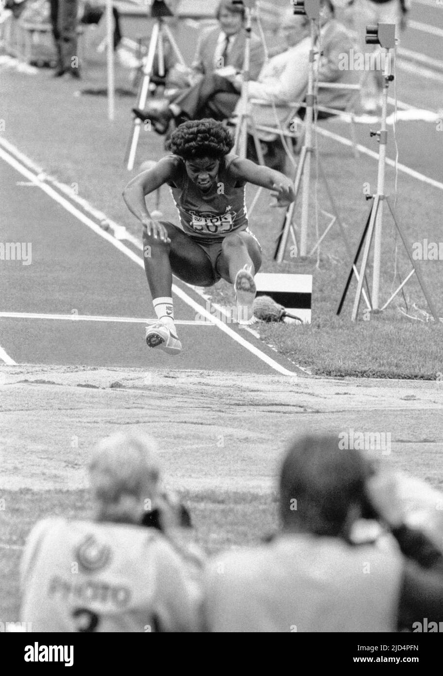 CAROL LEWIS USA giovane sorella di Carl Lewis atleta al Campionato del mondo IAAF partecipa al salto a lungo a Helsinki Finlandia 1983 agosto Foto Stock