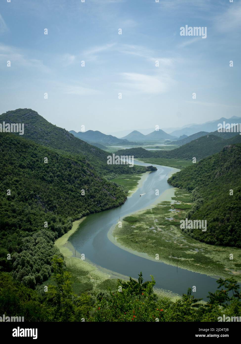 bellissimo paesaggio sul lago skadar Foto Stock