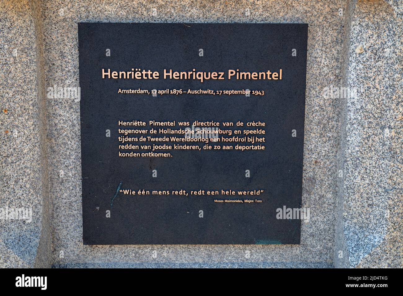 Memorial Stone Henriëtte Henriquez Pimentel Bridge ad Amsterdam Paesi Bassi 15-6-2022 Foto Stock