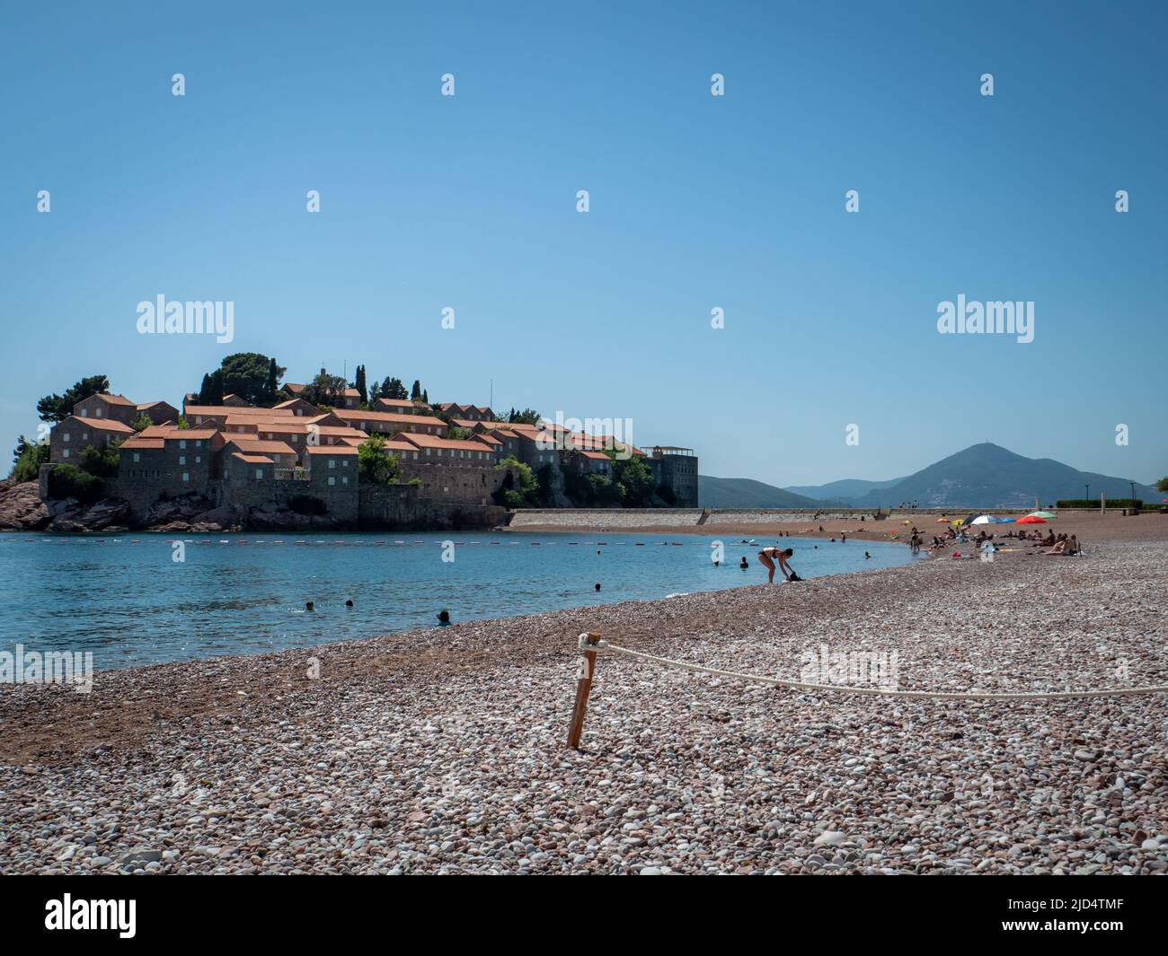 Spiaggia in montenegro sveti stefan Foto Stock