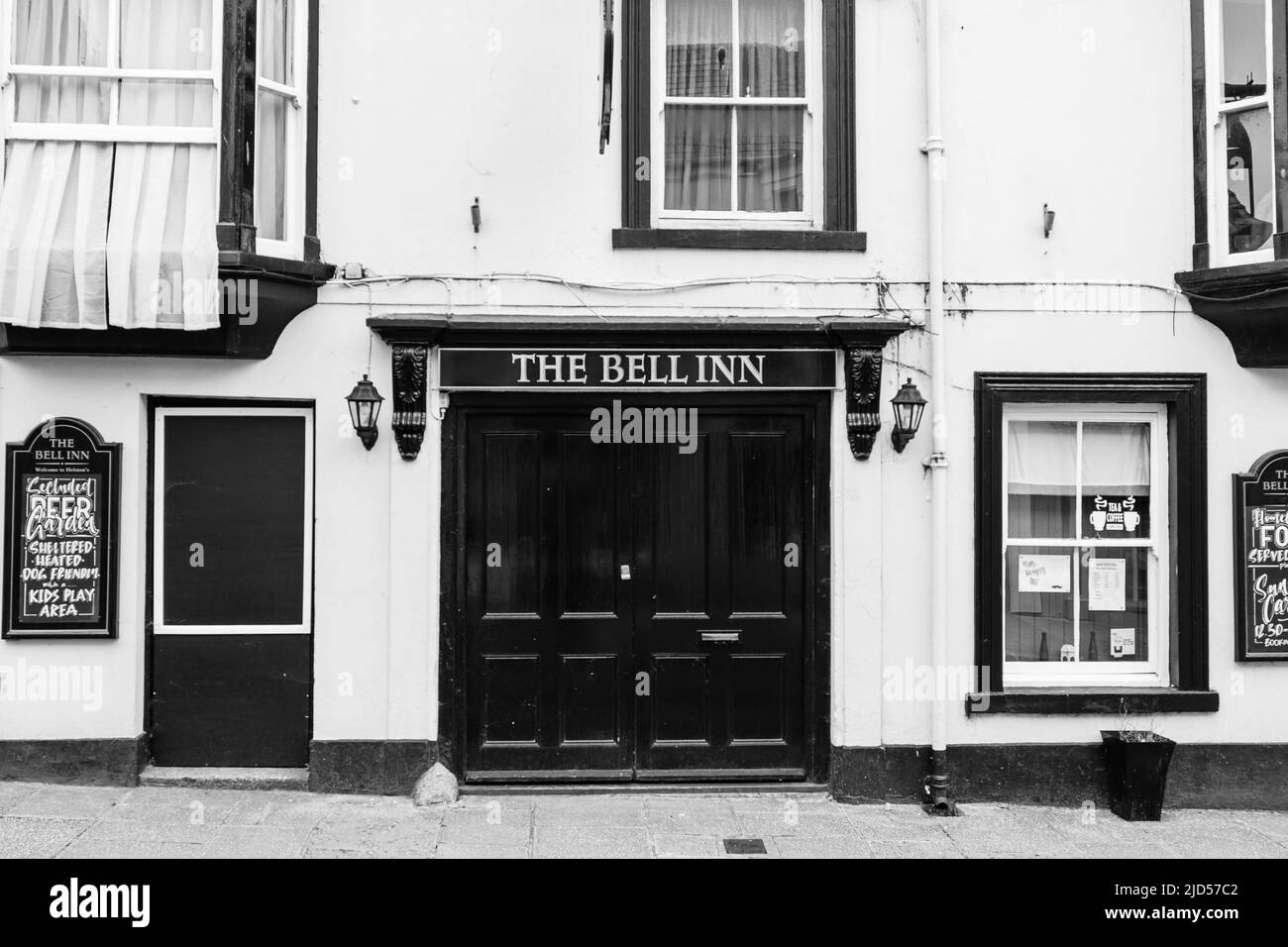 Punti vendita al dettaglio a Meneage Street, Helston, Cornovaglia, Inghilterra Foto Stock