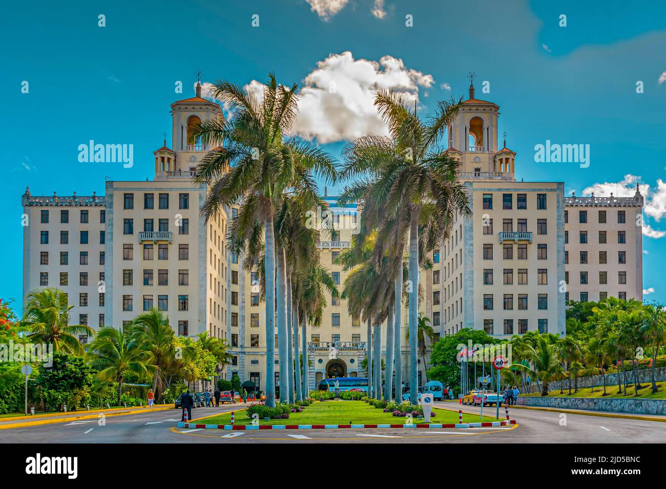 Ingresso al famoso Hotel Nacional de Cuba a Vedado, l'Avana, Cuba Foto Stock