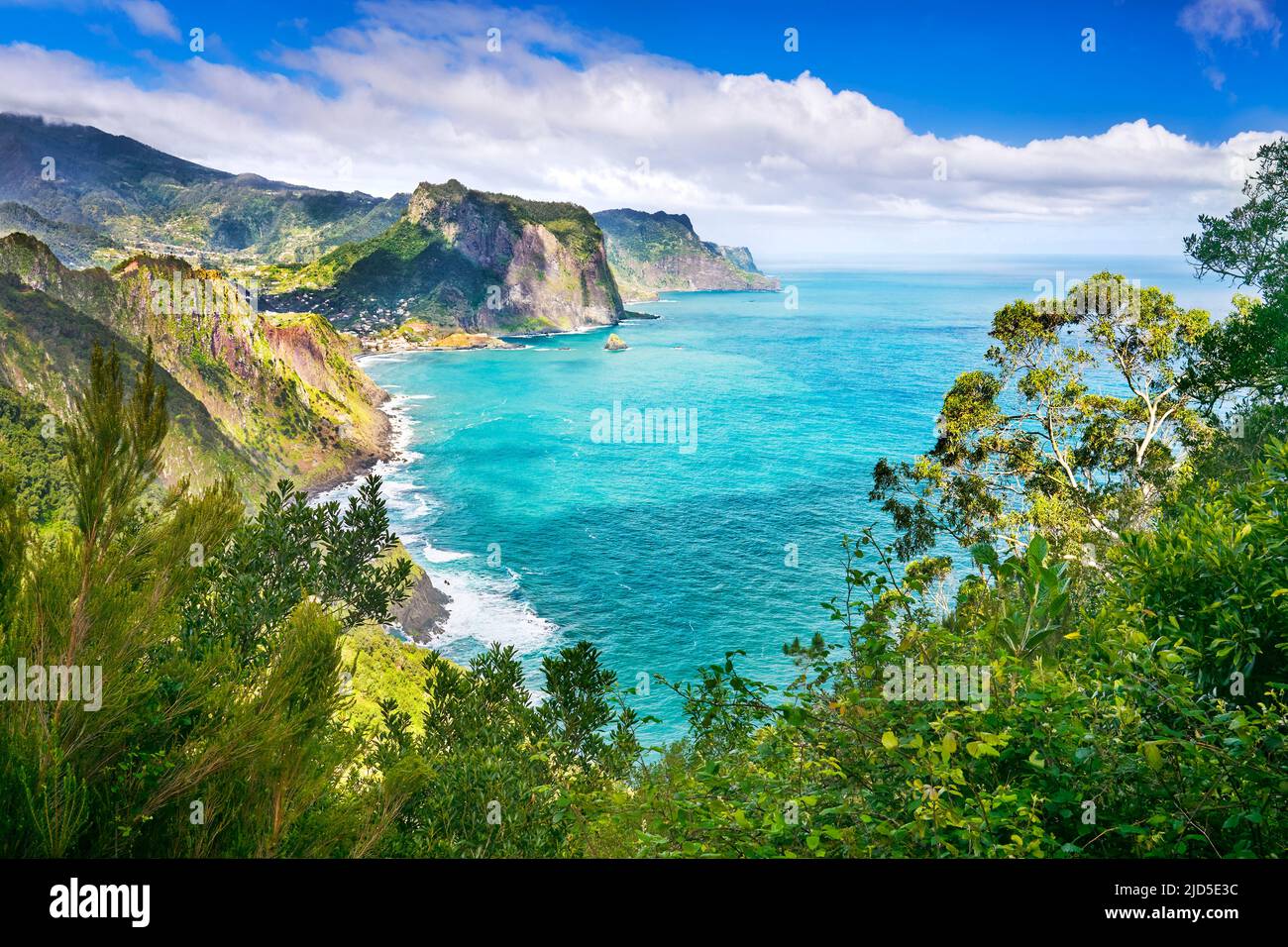 Costa settentrionale dell'isola di Madeira, Portogallo Foto Stock