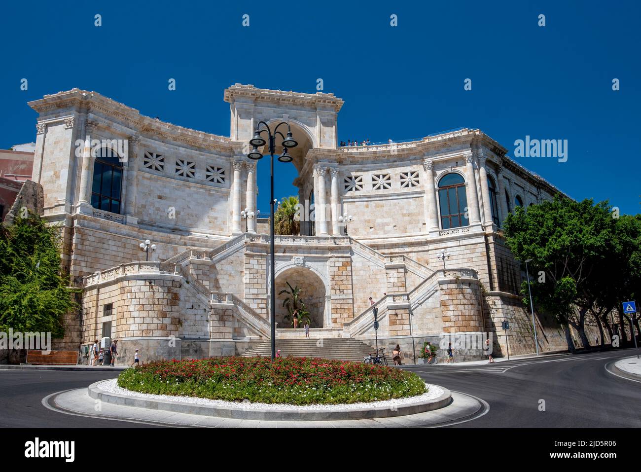 CAGLIARI, ITALIA, 15 AGOSTO 2019: Fortificazioni Bastione Santa Remy nel quartiere Castello di Cagliari Foto Stock