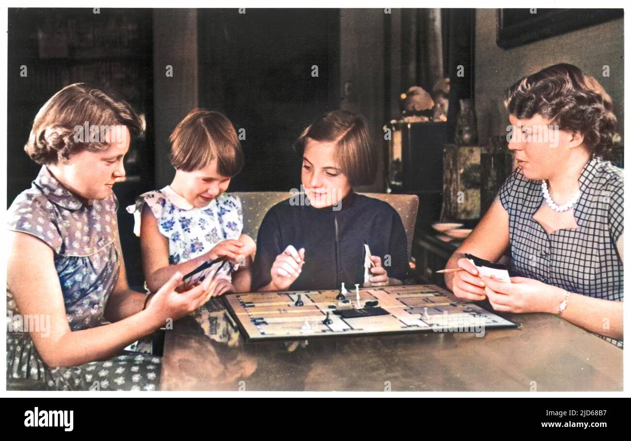 BEATRIX, REGINA D'OLANDA, visto qui a destra, con le sue sorelle Irene, Mary Christina e Margaret Colored versione di : 10083839 Data: -1938 Foto Stock