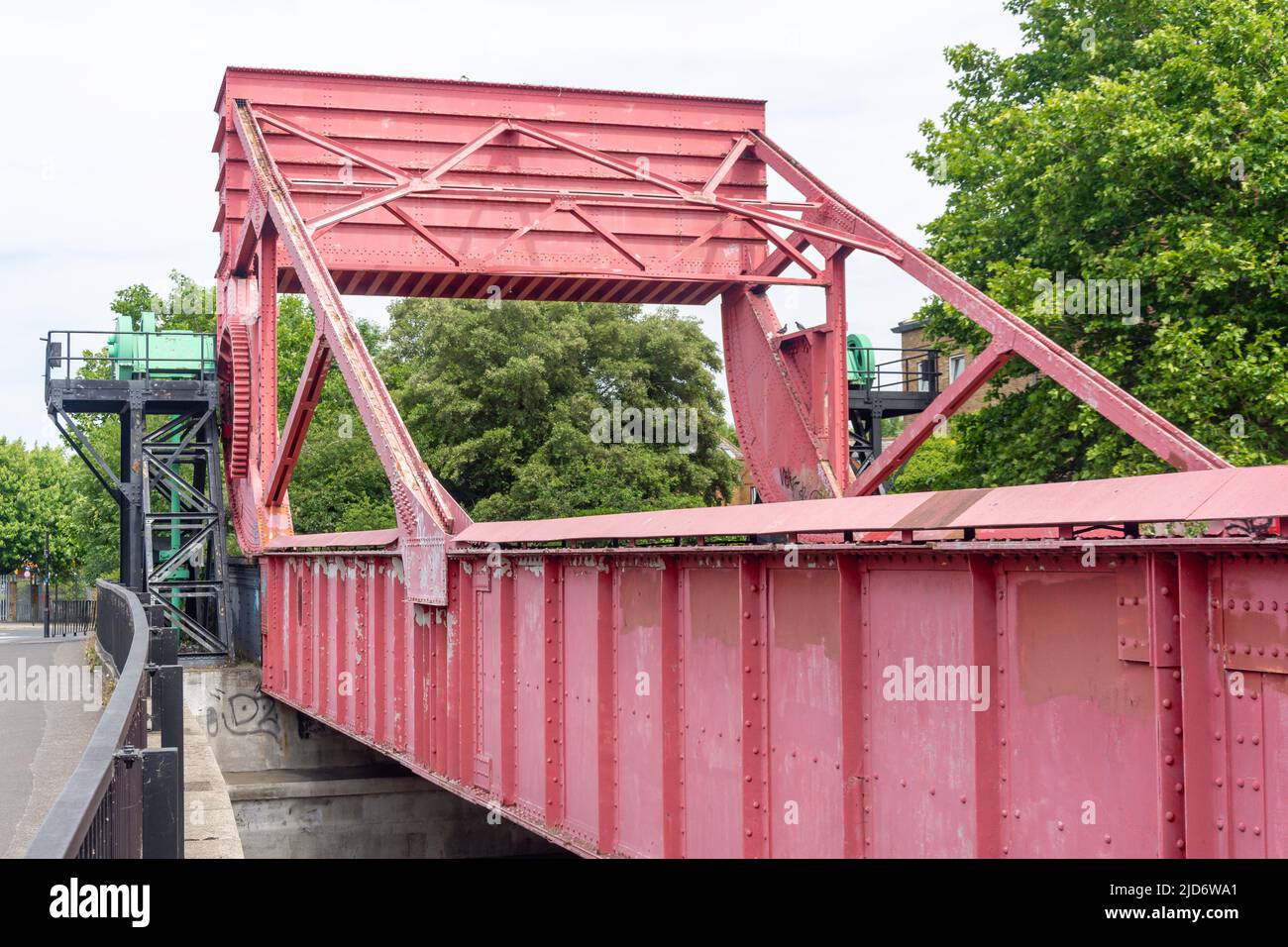 19 Century Surrey Lock Structure, Surrey Quays, Rotherhithe, The London Borough of Southwark, Greater London, England, United Kingdom Foto Stock