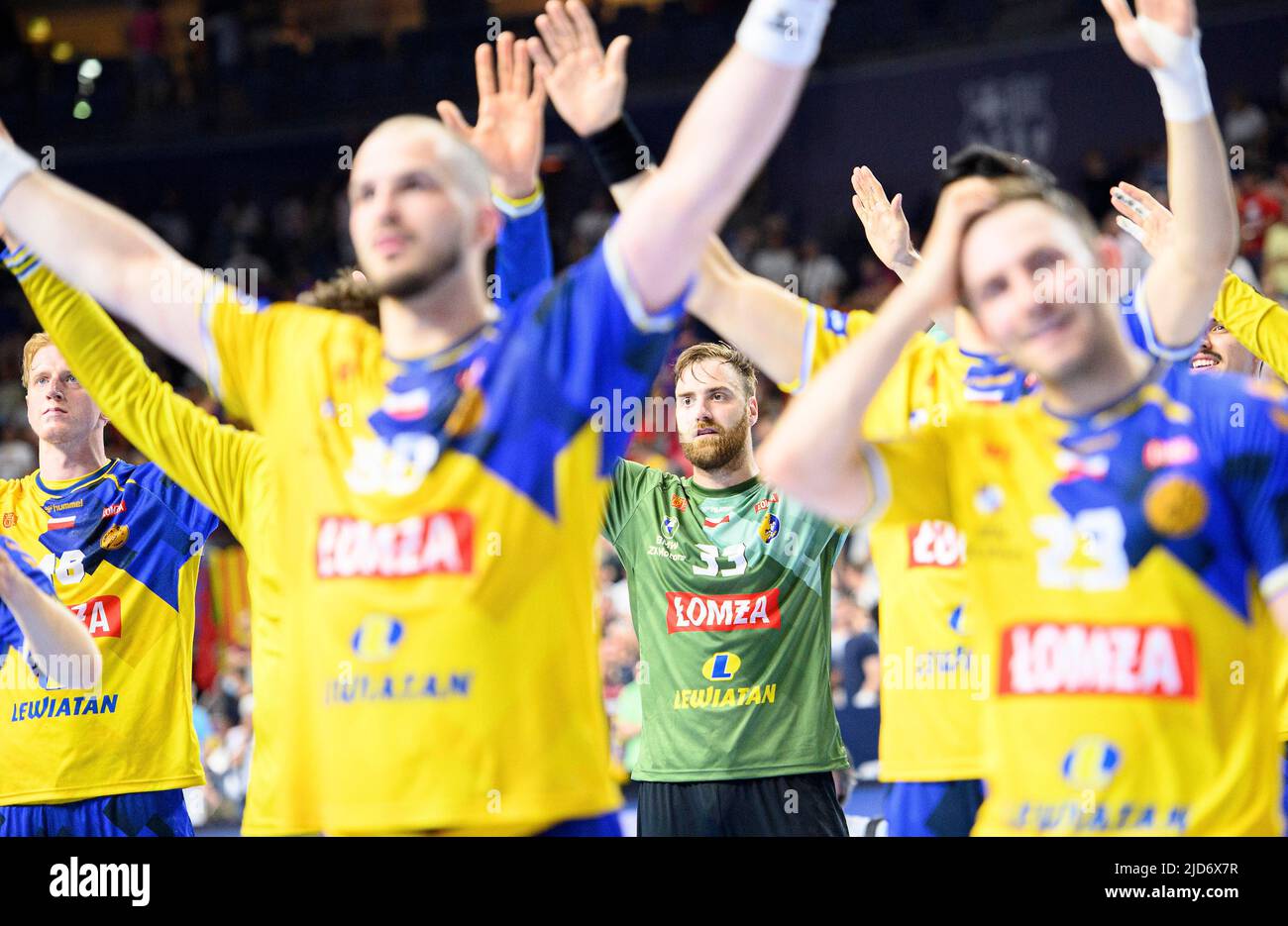 Il giubilo finale svanisce Andreas WOLFF (Kielce) e la sua squadra, Handball Champions League Final Four, semifinali, Telekom Veszprem HC contro Lomza vive Kielce, il 18th giugno 2022 a Koeln/Germania. Â Foto Stock