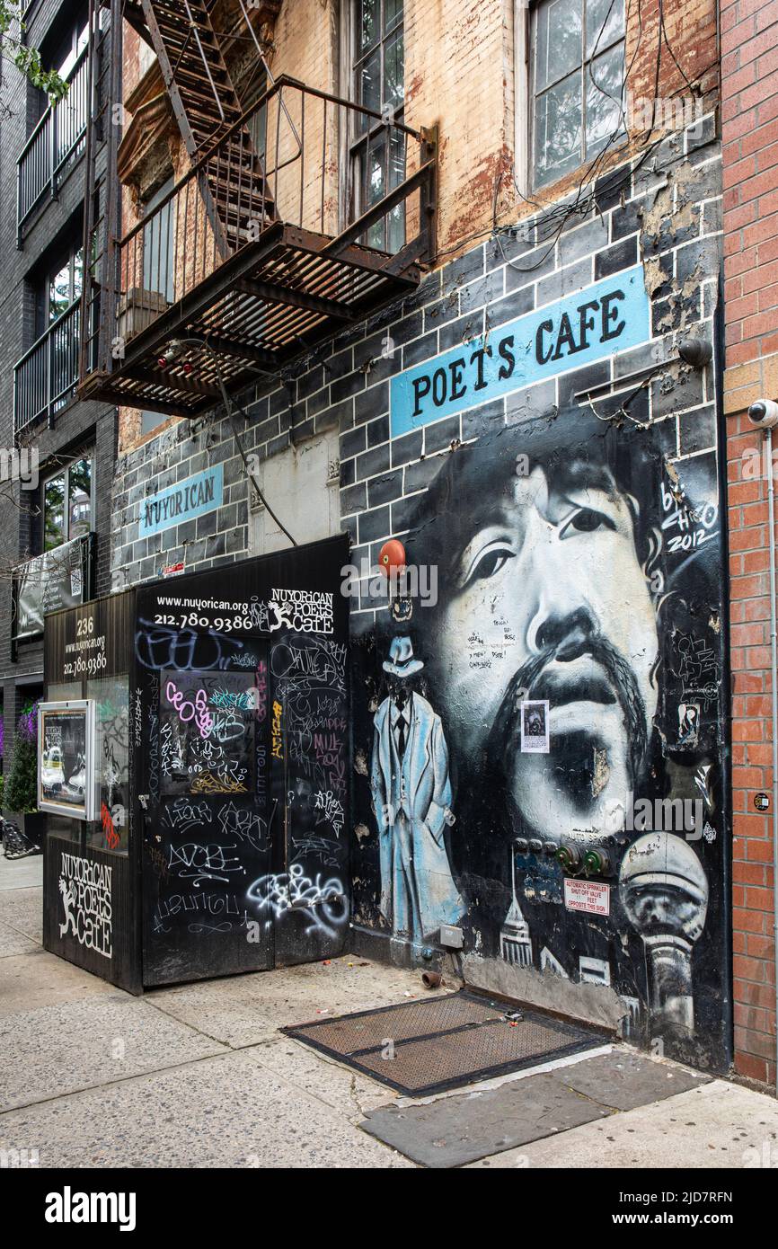 Nuyorican Poets Café nel distretto di Alphabet City a New York City, Stati Uniti d'America Foto Stock