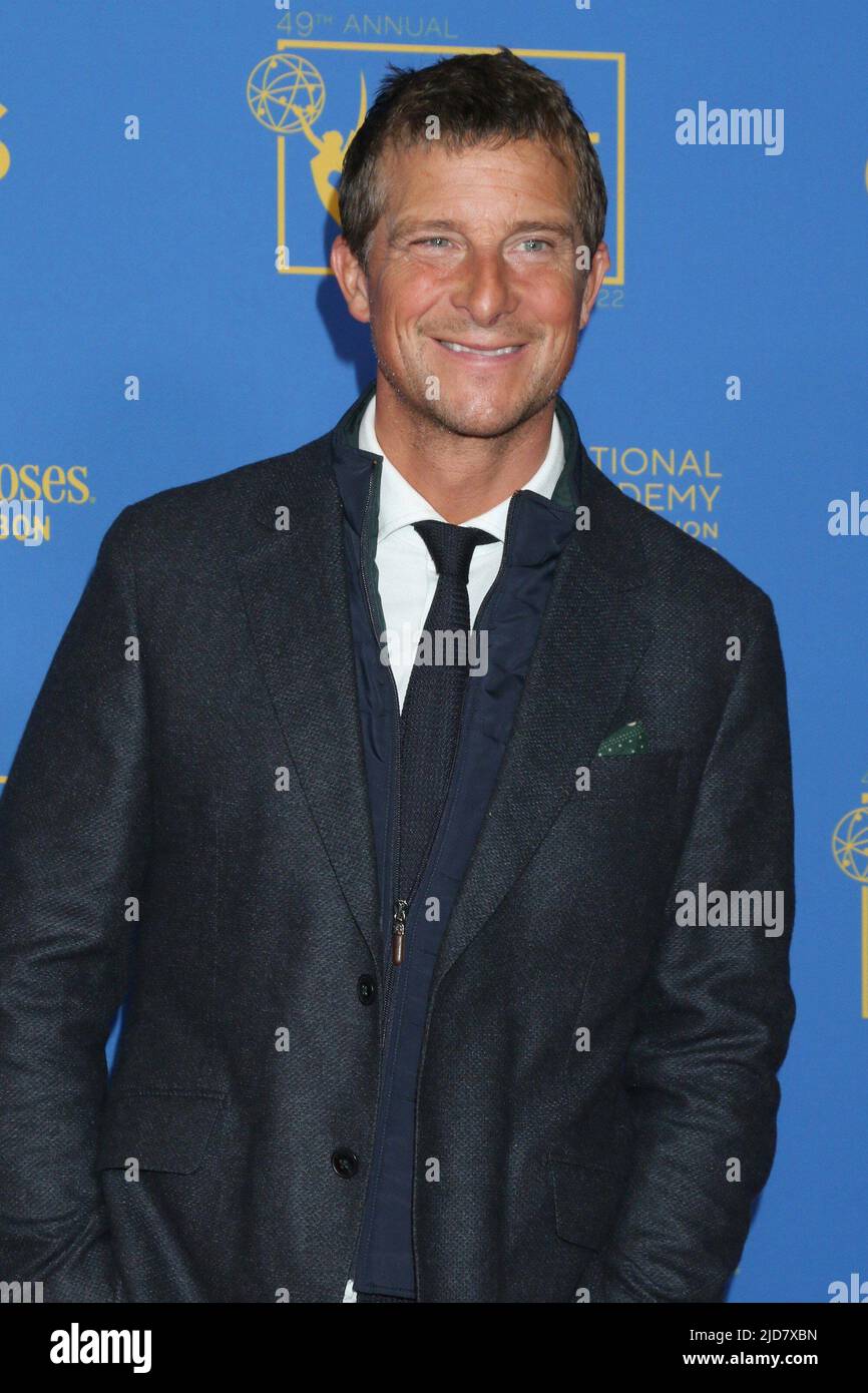 Pasadena, CA. 18th giugno 2022. Bear Grylls agli arrivi per la cerimonia annuale 49th Emmy Awards di giorno Creative Arts and Lifestyle Ceremony, Pasadena Convention Center, Pasadena, CA, 18 giugno 2022. Credit: Priscilla Grant/Everett Collection/Alamy Live News Foto Stock