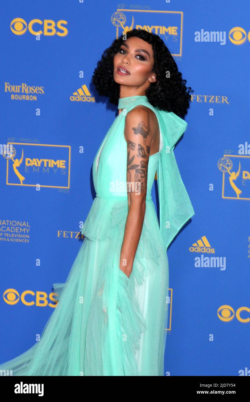 LOS ANGELES - MAGGIO 18: Sophia Roe al Daytime Emmys 49th - cerimonia di Arti creative e stile di vita al Centro Congressi di Pasadena il 18 Maggio 2022 a Pasadena, CA Foto Stock