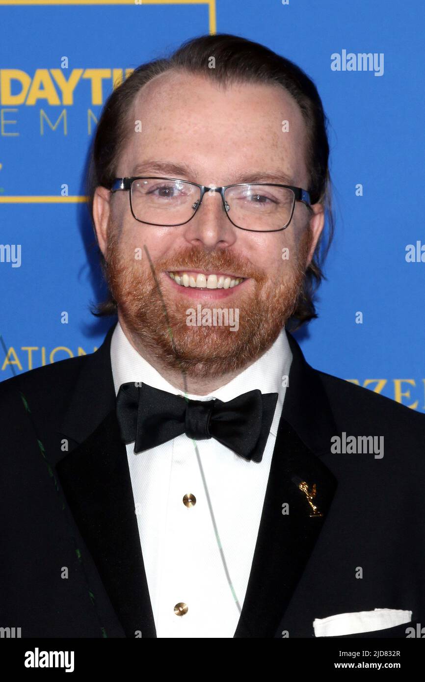 18 giugno 2022, Pasadena, CA, Stati Uniti d'America: LOS ANGELES - 18 MAGGIO: Adam Sharp al Daytime Emmys 49th - Creative Arts and Lifestyle Ceremony al Pasadena Convention Center il 18 maggio 2022 a Pasadena, CA (Credit Image: © Kay Blake/ZUMA Press Wire) Foto Stock