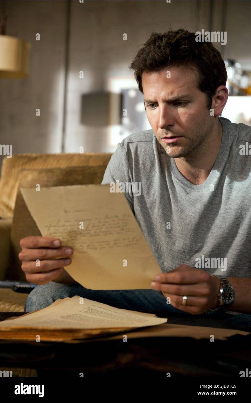 BRADLEY COOPER, LE PAROLE, 2012, Foto Stock