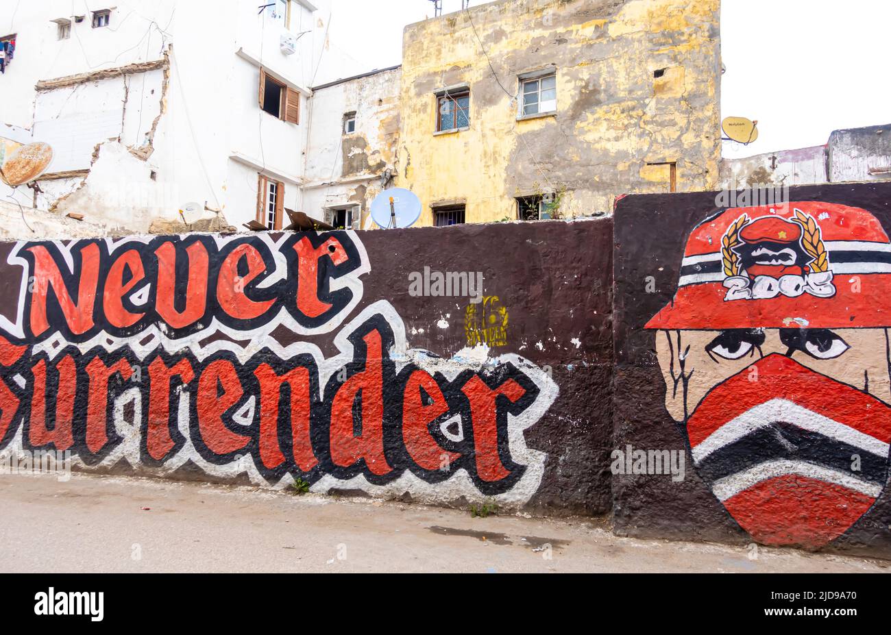 Graffiti a Casablanca con Fedayn Fedayeen symbolics. Ancienne Medina, Casablanca, Marocco Foto Stock