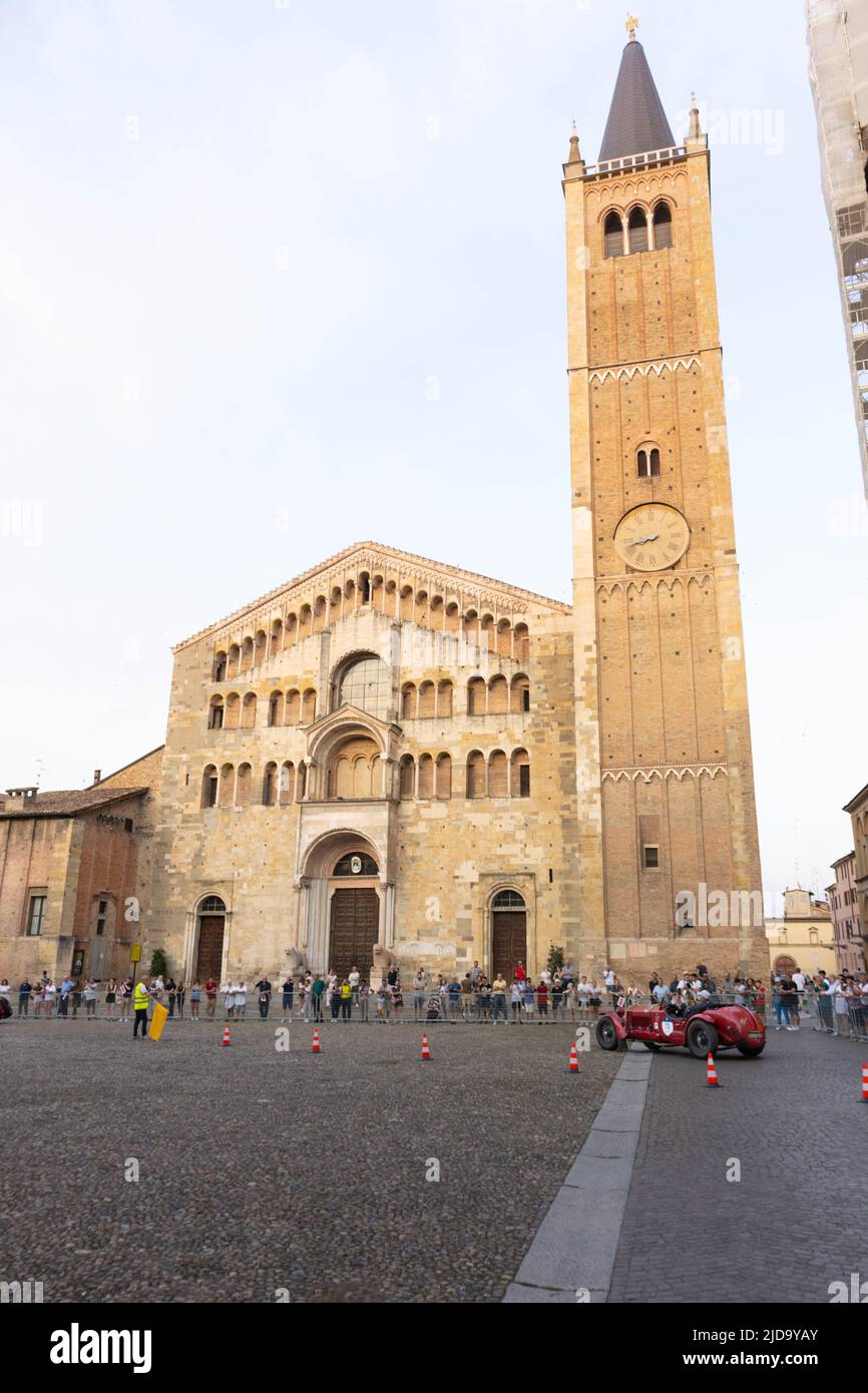 Parma, Italiy - 06, 18, 2022: Corsa auto classica Mille Miglie 2022, Foto Editoriale Foto Stock