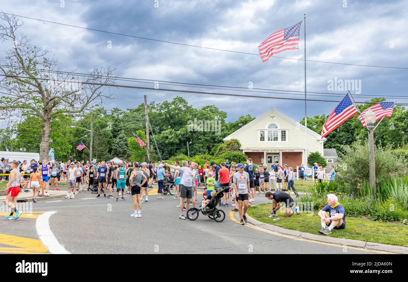Runner al 43rd annuale rifugio isola 10k e 5k run/walk Foto Stock