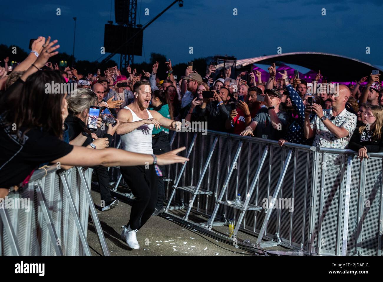 2022-06-19 22:08:31 LANDGRAAF - la band pop rock americana Imagine Dragons con il cantante Dan Reynolds si esibirà durante il terzo giorno del festival musicale Pinkpop. ANP PAUL BERGEN paesi bassi fuori - belgio fuori Foto Stock