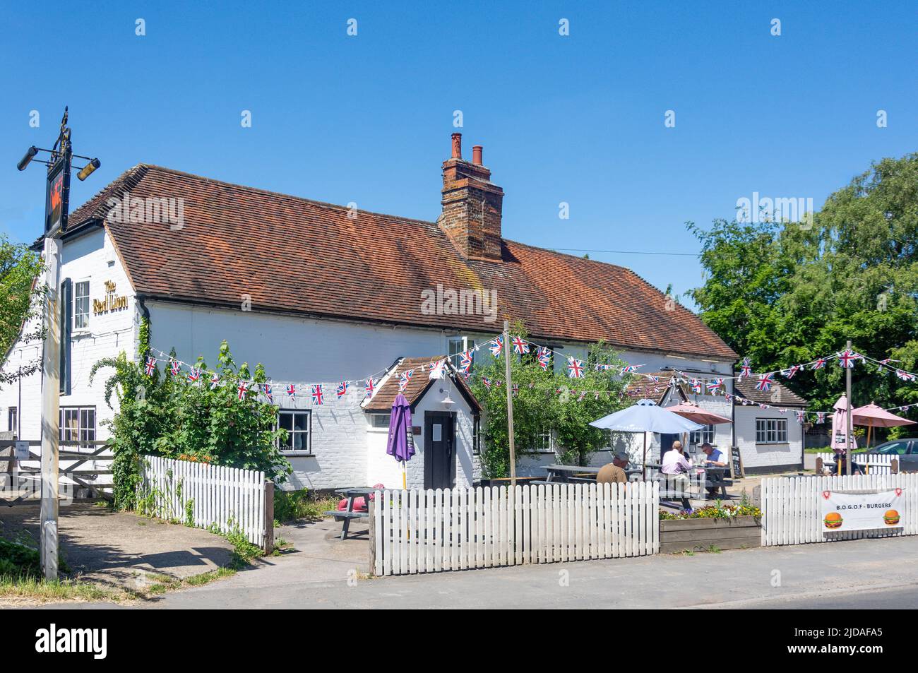 The Red Lion Pub, Wallingford Road, Cholsey, Oxfordshire, Inghilterra, Regno Unito Foto Stock