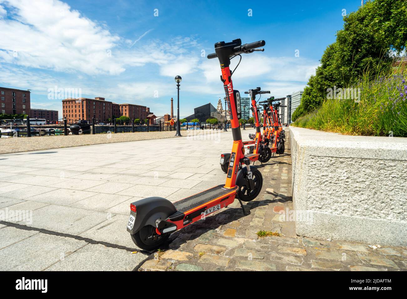 Voi e-scooters a Liverpool, Inghilterra, Regno Unito Foto Stock