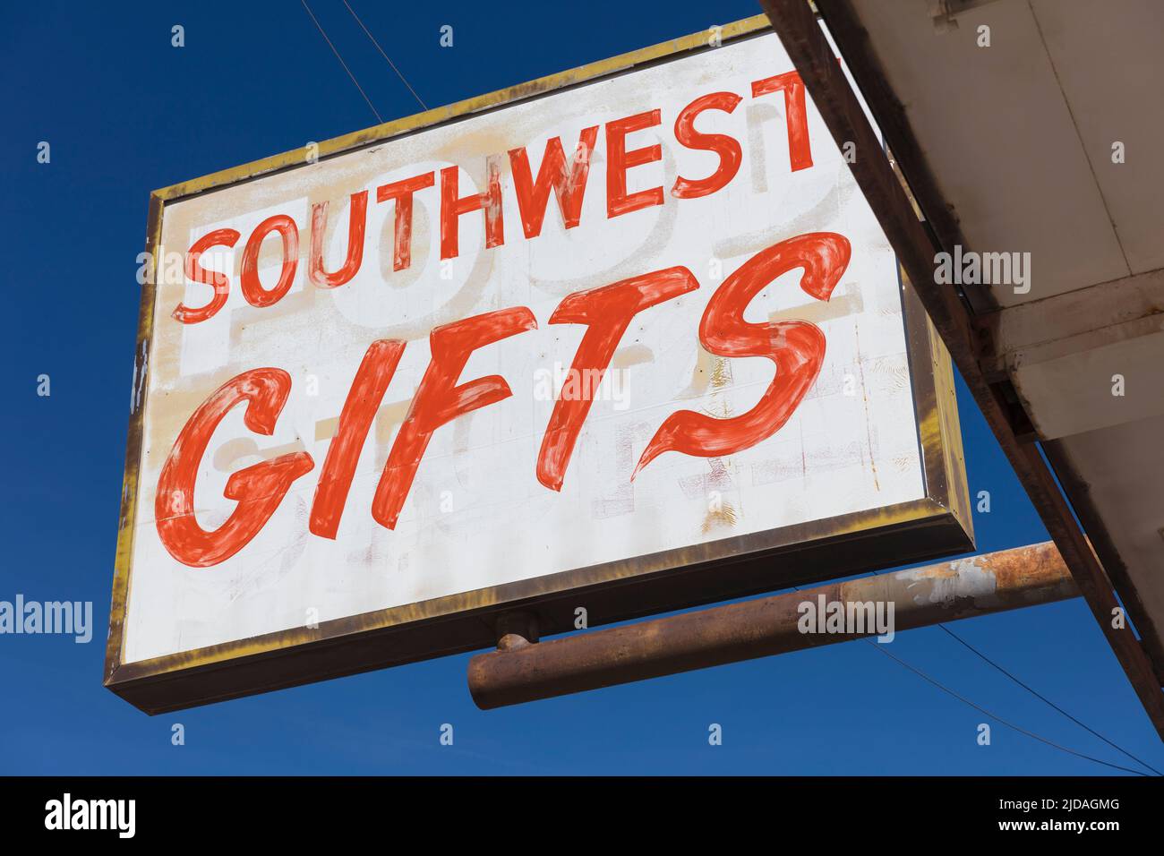 Segno che fa pubblicità ai regali del sud-ovest. Foto Stock