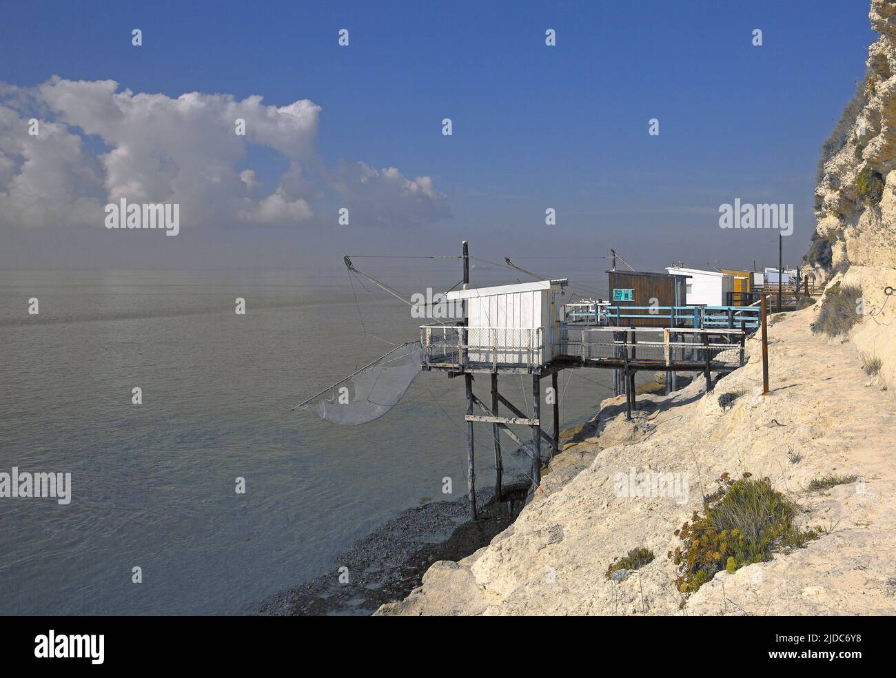 Francia Charente-Maritime, Saint-Georges-de-Didonne l'estuario della Gironda scogliere Foto Stock