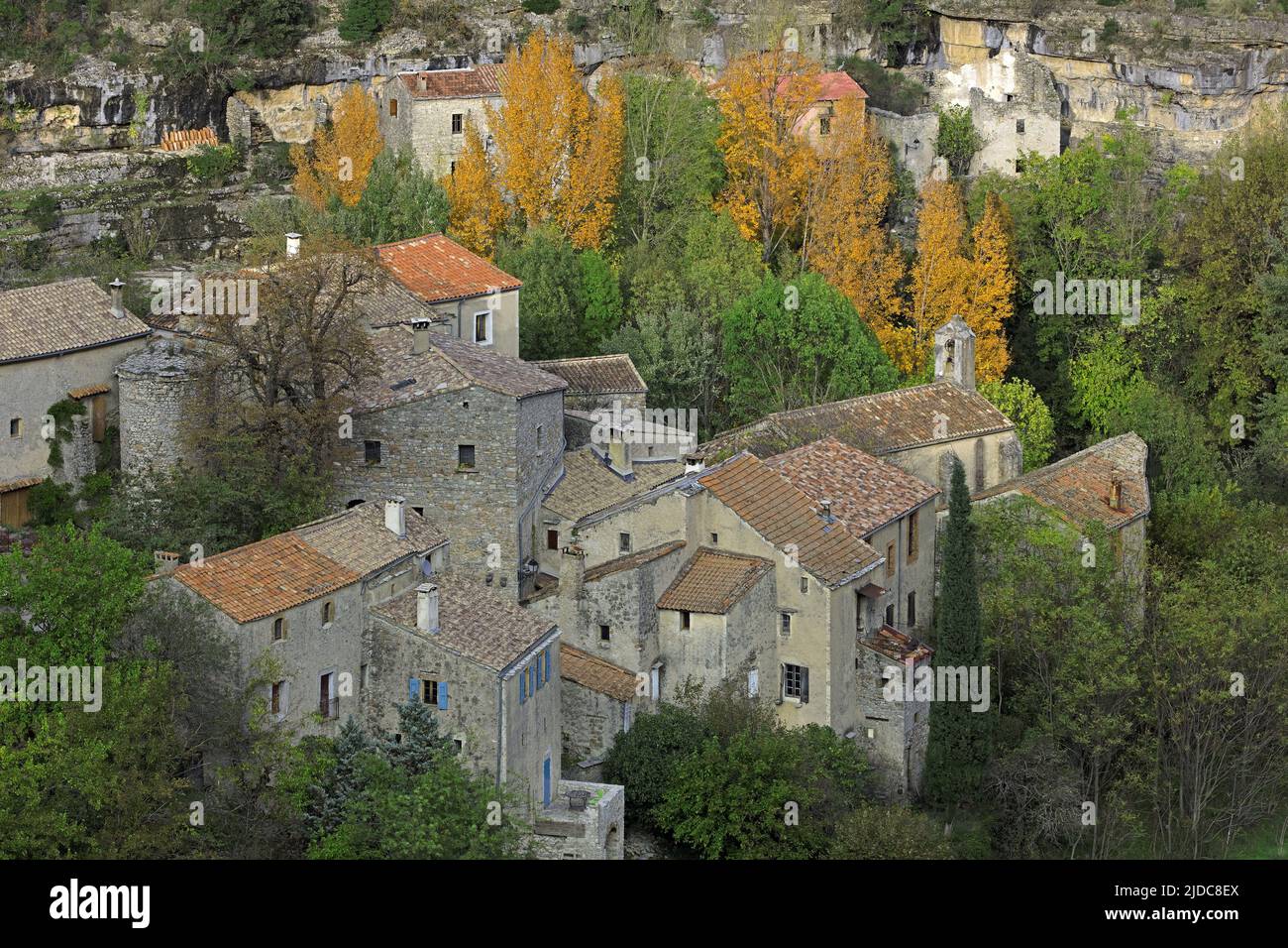 Francia, Gard Navacelles, paesaggio e villaggio del Grand sito del Cirque de Navacelles Foto Stock