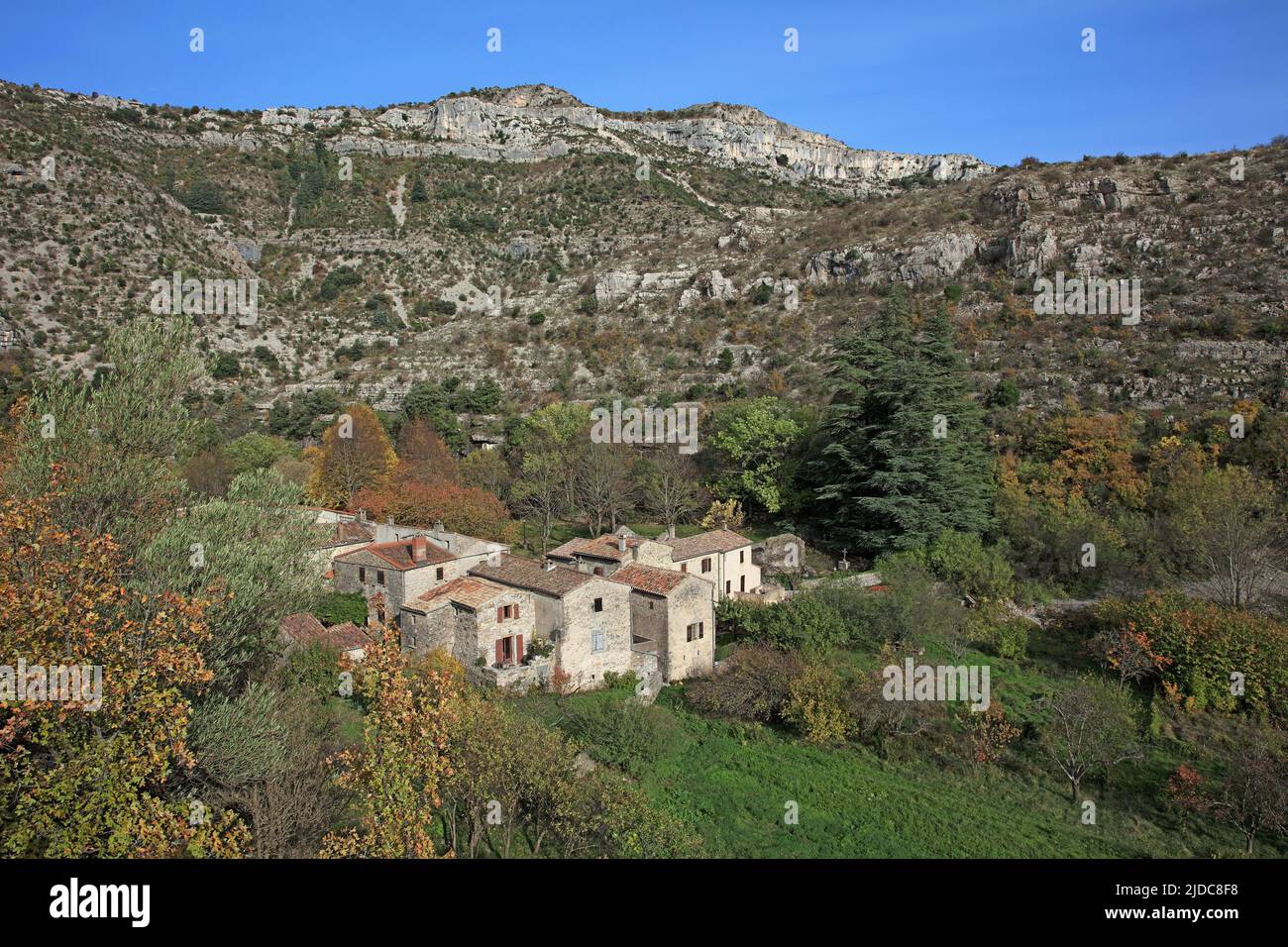 Francia, Gard Navacelles, paesaggio e villaggio del Grand sito del Cirque de Navacelles Foto Stock