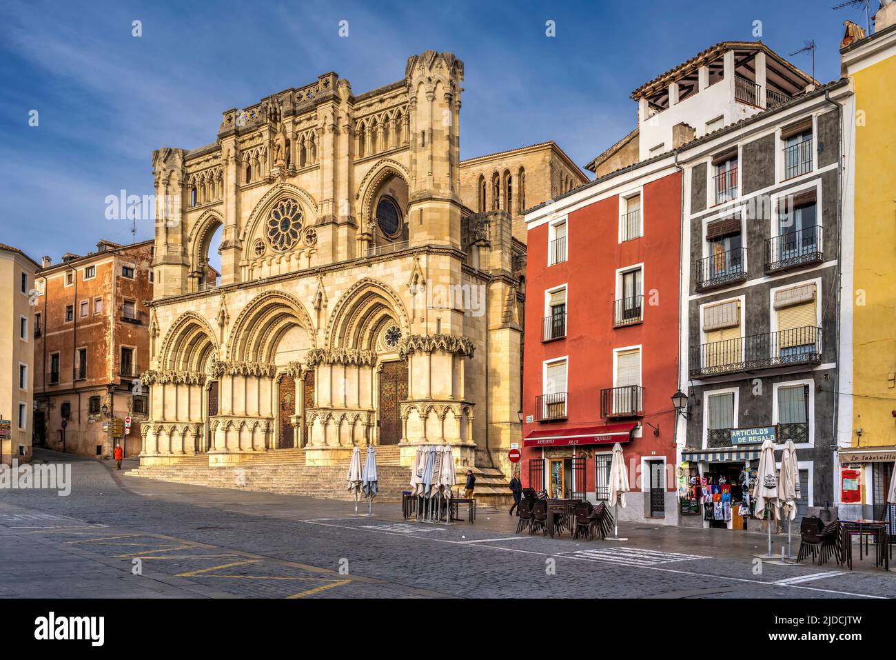 Facciata della Cattedrale, Plaza Mayor, Cuenca, Castilla-la Mancha, Spagna Foto Stock