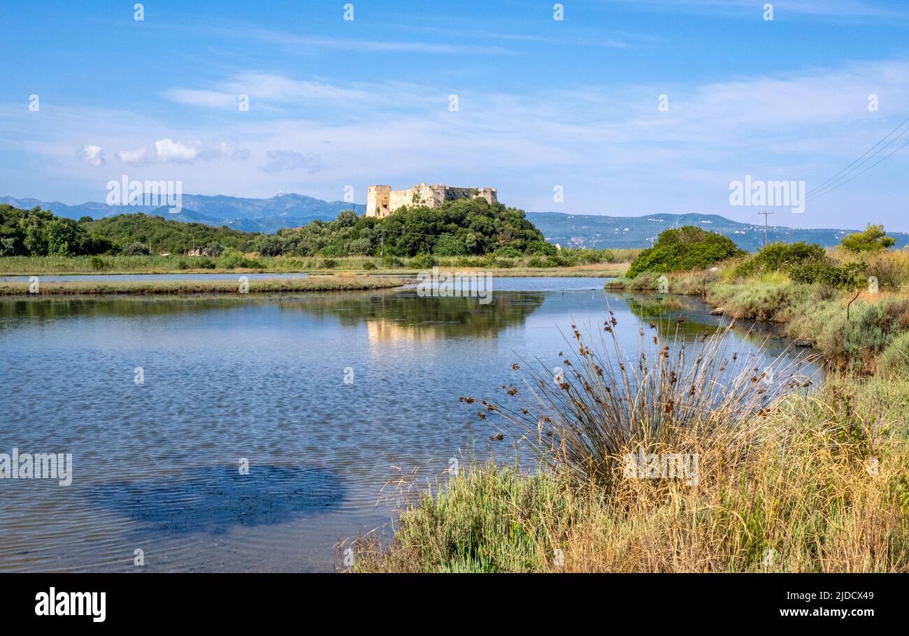 Grivas o Tekes Castello si affaccia sul mare Ionio il golfo Ambraciano e l'isola di Lefkas costruito da Ali Pasha nei primi del 19th secolo - Grecia settentrionale Foto Stock