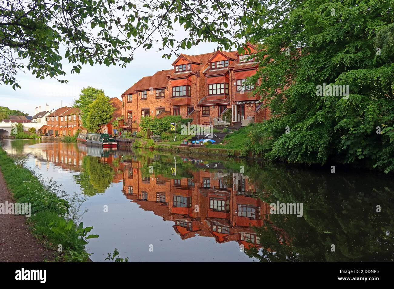 Waterbridge Court, Bridgewater Canal, London Rd, Appleton Thorn, Warrington, Cheshire, Inghilterra, Regno Unito, WA4 5BG Foto Stock