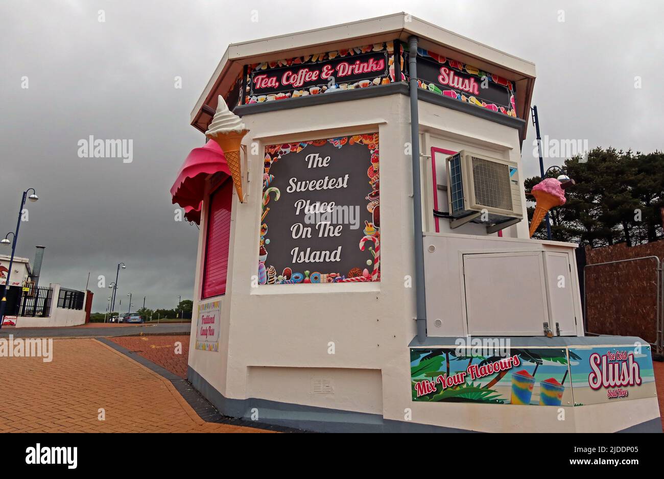 Slush, il luogo più dolce dell'isola, chiosco, passeggiata , Barry Island, vale di Glamorgan, Cymru, Galles, Regno Unito, CF62 5TJ Foto Stock