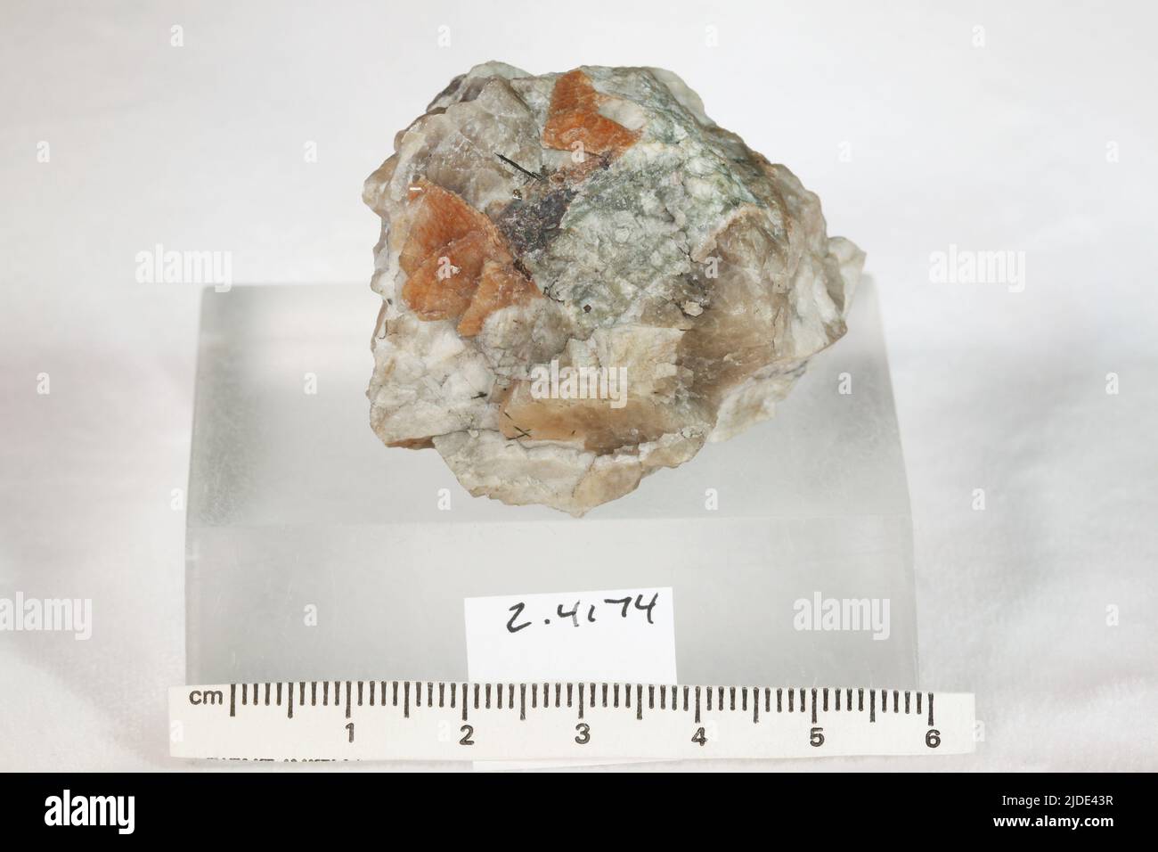 Catapeleiite. Minerali. Europa; Norvegia; Provincia di Telemark; Langesund Foto Stock