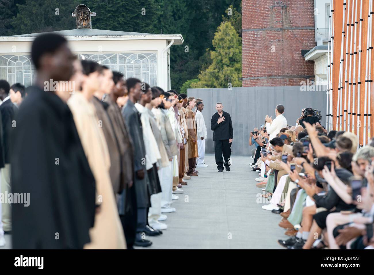 Milano, Italia. 21st giugno 2022. PISTA ZEGNA SS23 durante la settimana della Moda di Milano il 2022 giugno - Milano, Italia. 20/06/2022 Credit: dpa/Alamy Live News Foto Stock