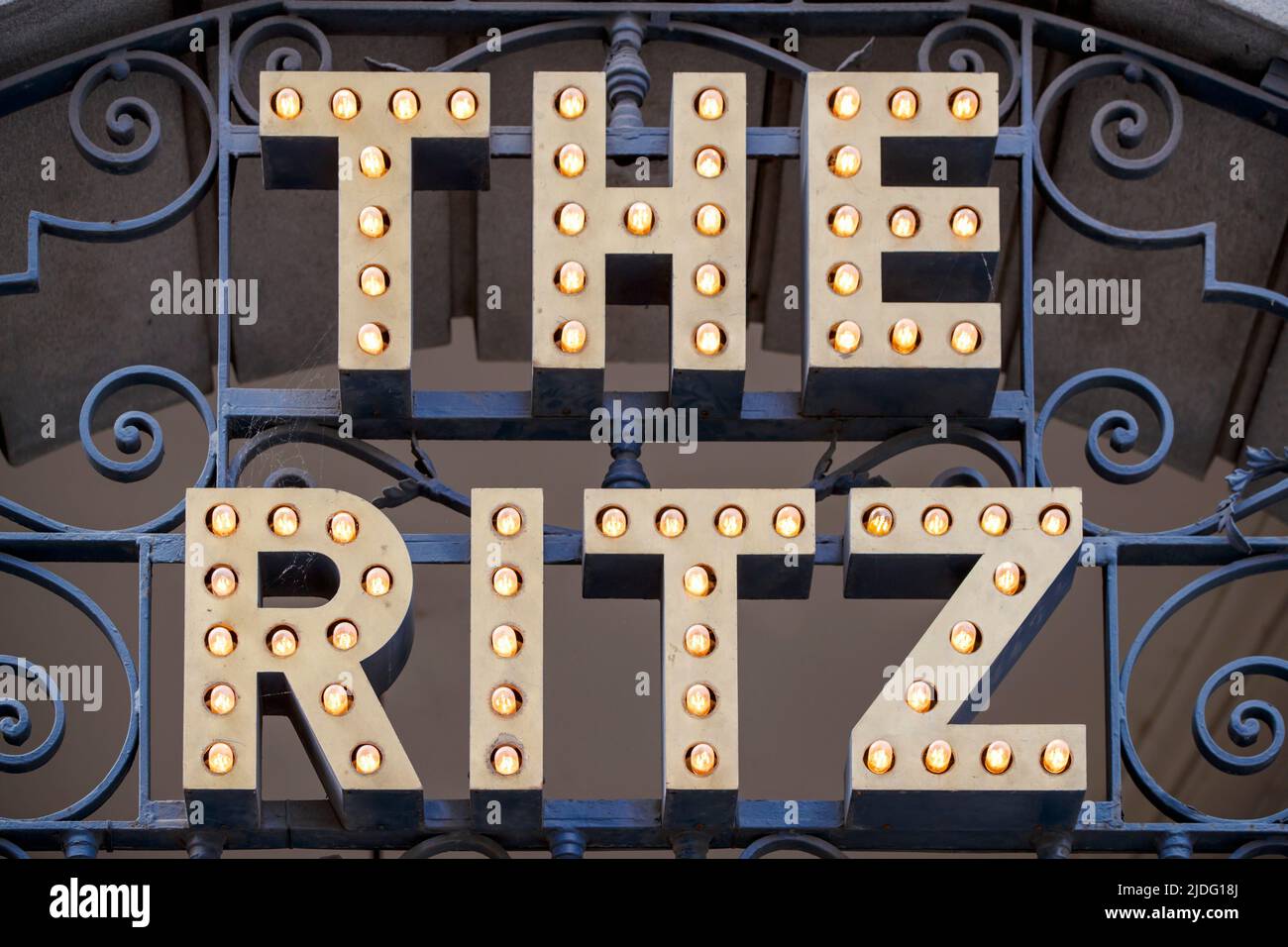 The Ritz Hotel, Piccadilly, Londra, Inghilterra, Regno Unito, Sabato, 21 maggio 2022.Photo: David Rowland / One-Image.com Foto Stock