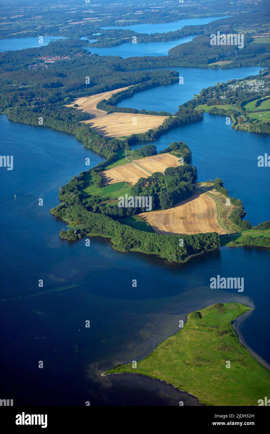 Lago di Ploen con Bischoffswarder, vista aerea 08/31/2019, Germania, Schleswig-Holstein Foto Stock