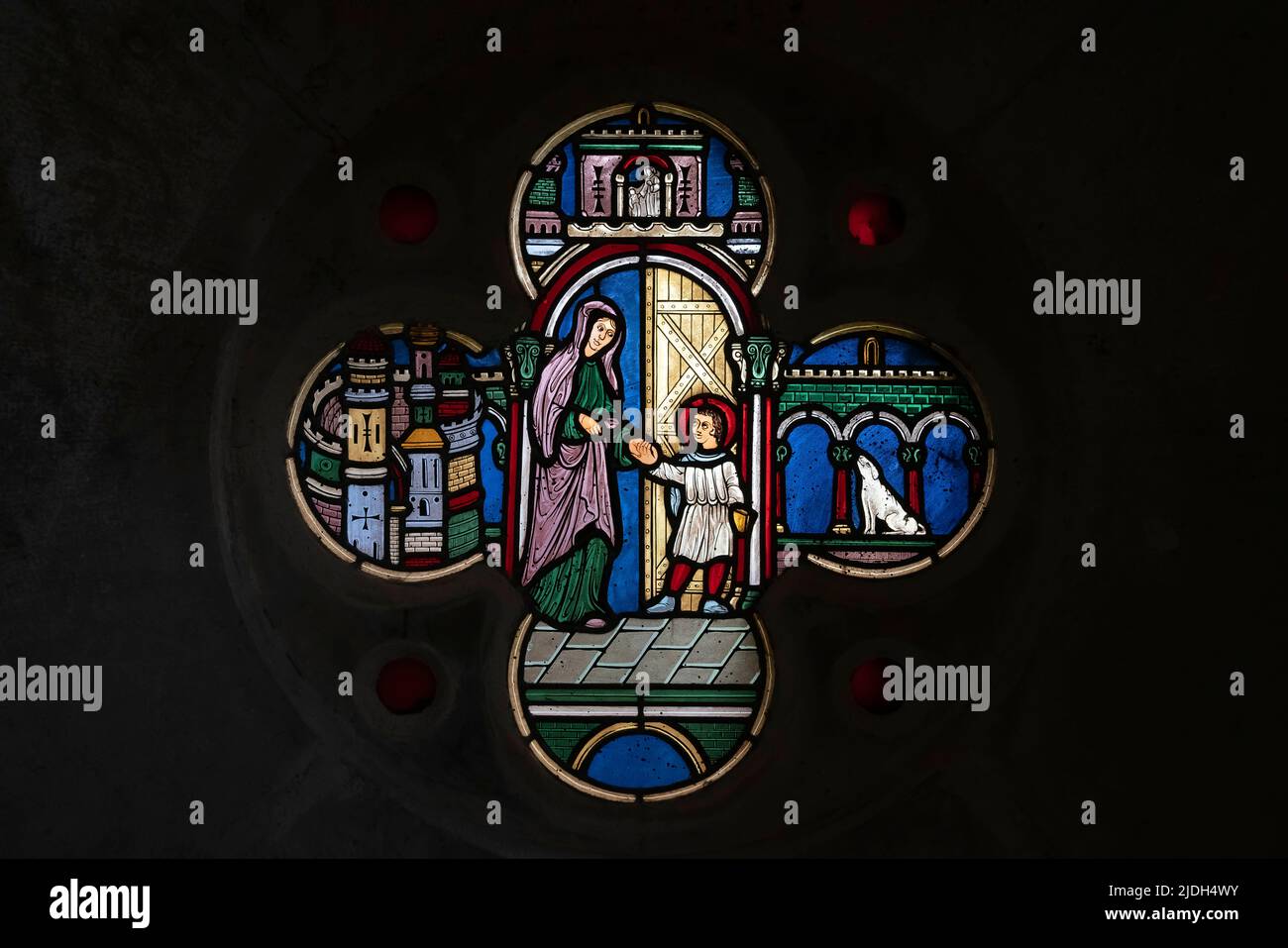 All'interno della Chiesa di Saint Vorles. L'antica cittadina di Châtillon-sur-Seine si trova nella regione della Borgogna, in Francia. Il vento di vetro colorato Foto Stock