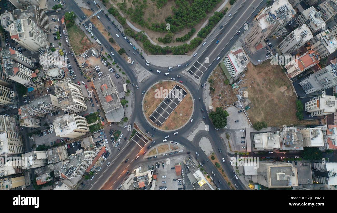 Vista aerea superiore di una rotatoria nel centro di Beirut, Libano, Medio Oriente Foto Stock