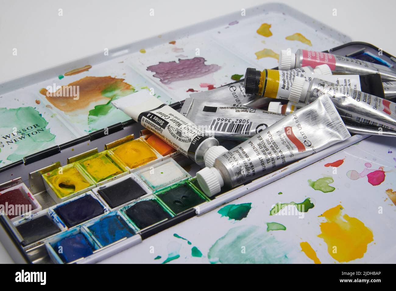 Winsor e newton immagini e fotografie stock ad alta risoluzione - Alamy