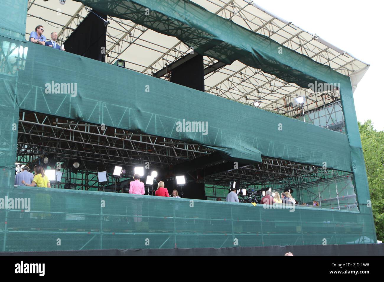 Gli studi televisivi delle celebrazioni del Platinum Jubilee della Regina si affaccia su Buckingham Palace Foto Stock