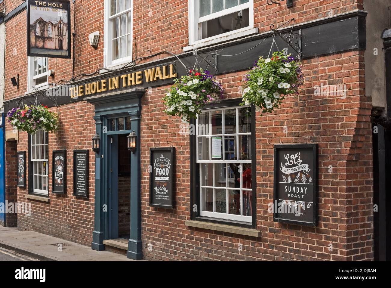 The Hole in the Wall pub e ristorante, York, Inghilterra, Regno Unito Foto Stock