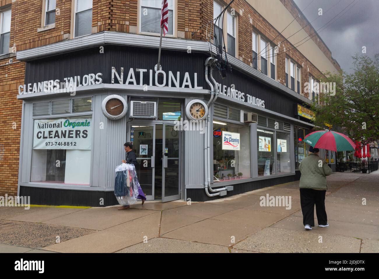 National Cleaners-Tailors, Montclair, New Jersey; USA; Foto Stock