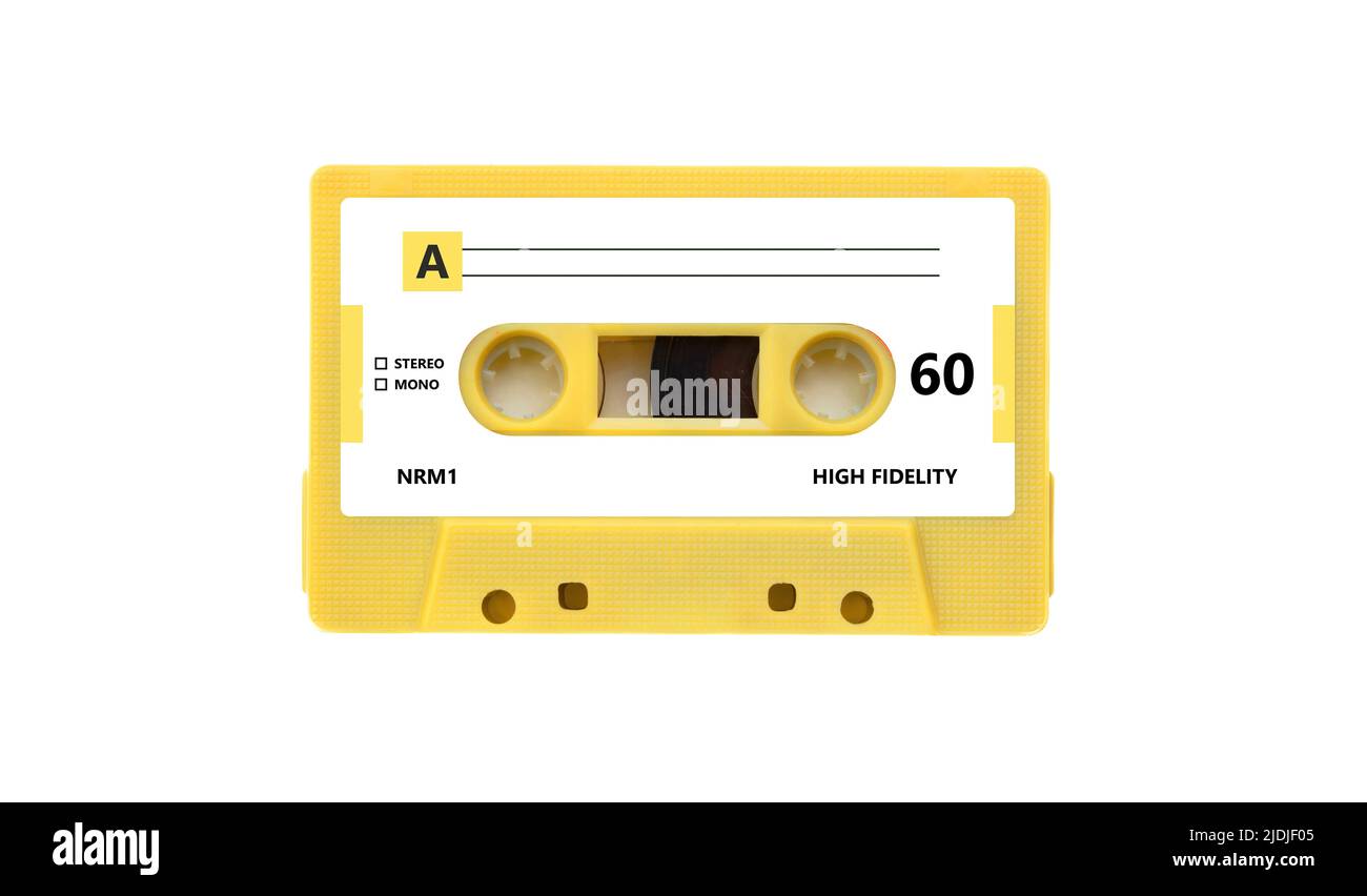 Musica e suono vintage, canzone retrò 80s. Cassetta audio di colore viola isolata su sfondo bianco. Foto Stock