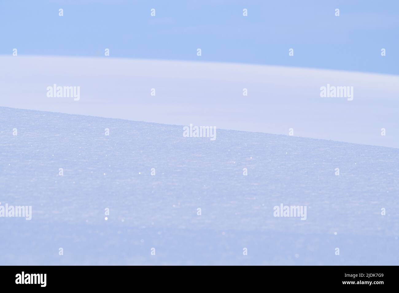 Immagine minima di neve e cielo in inverno, Hokkaido, Giappone Foto Stock