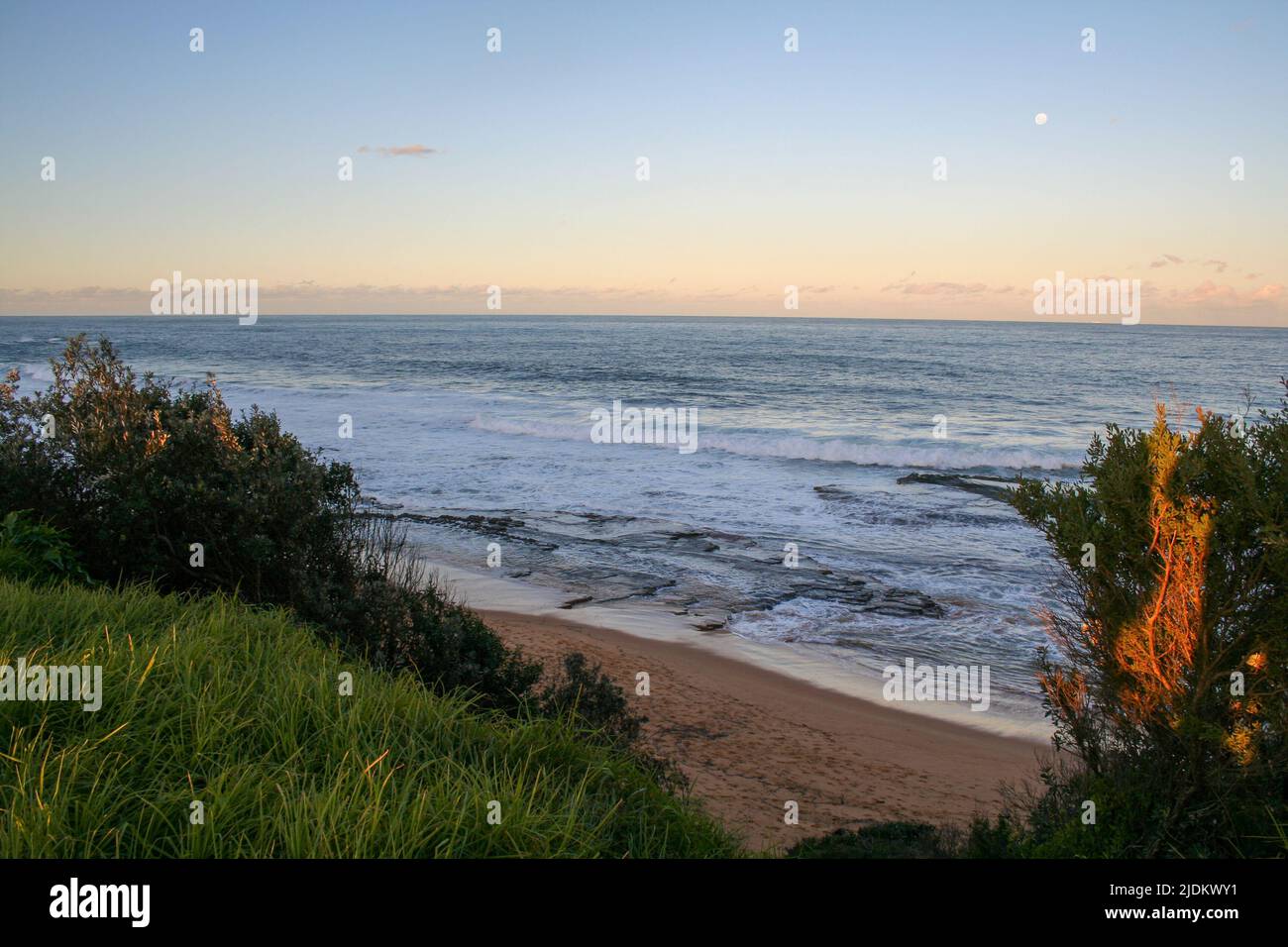 Narrabeen spiaggia e oceano Foto Stock