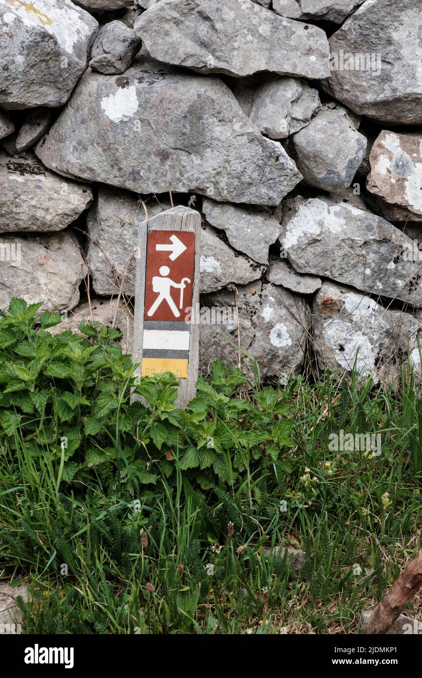Spagna, Asturie. Trail Marker, Parco Naturale di Somiedo. Foto Stock